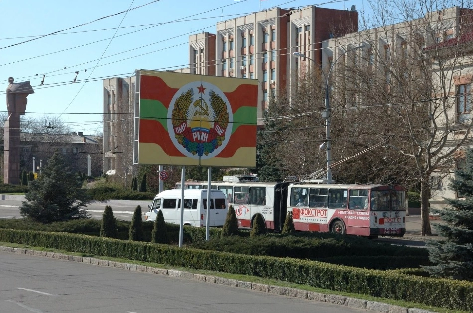 In the shadow of war: Moldova struggles as Russian invasion continues